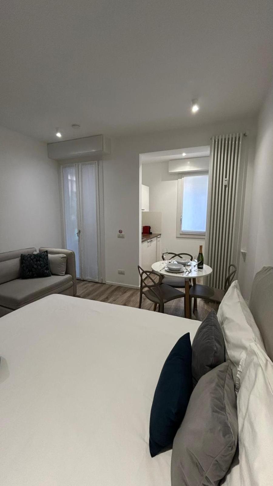 Milanofierapartments מראה חיצוני תמונה